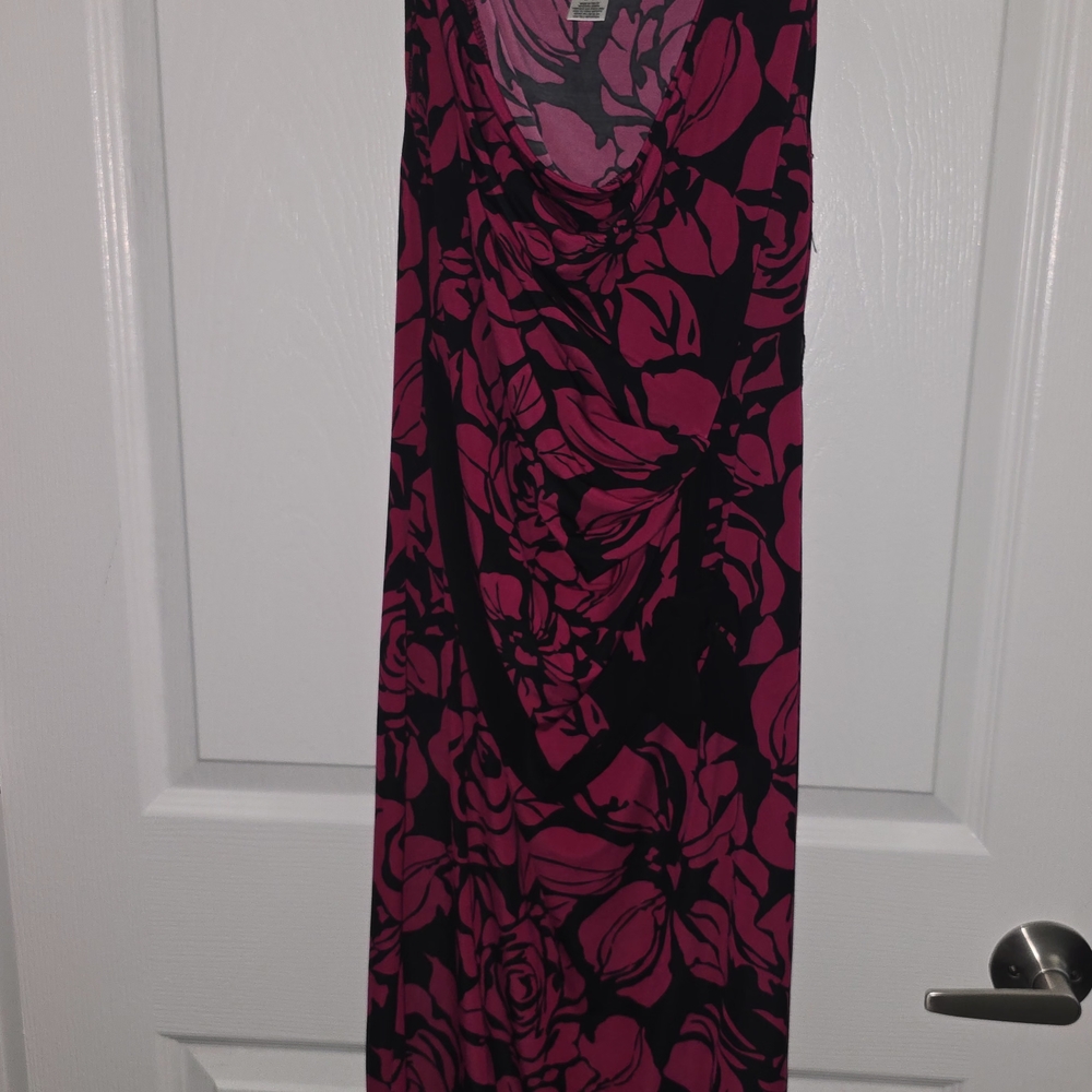 Motherhood Red Sweetheart Bodycon Maxi Dress